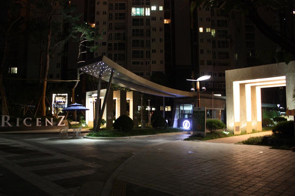 Ricenz Condominium Tower Сеул Екстериор снимка